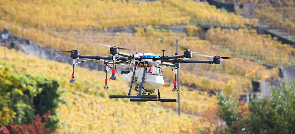 Création de logiciel de dessins de tracés et de pilotages de drones made in Switzerland